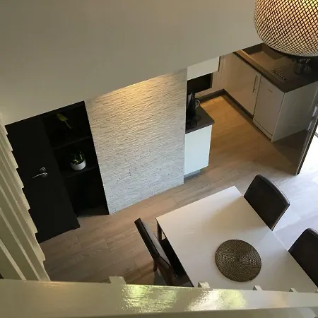 Aquitania, Apartamento