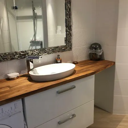 Apartamento Aquitania, *