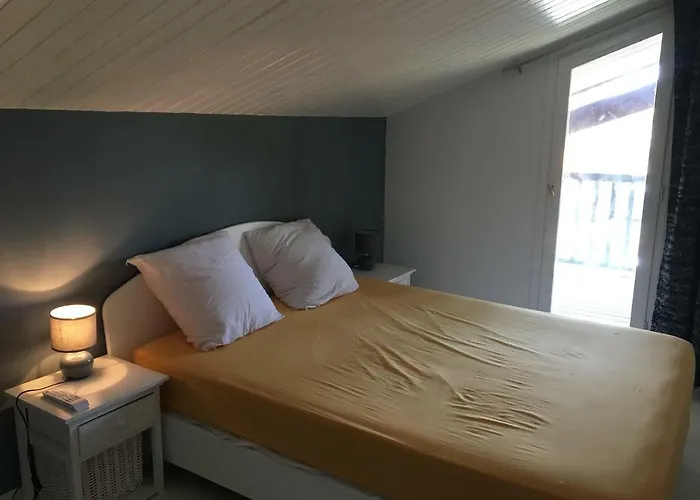 Aquitania, Lejlighed *